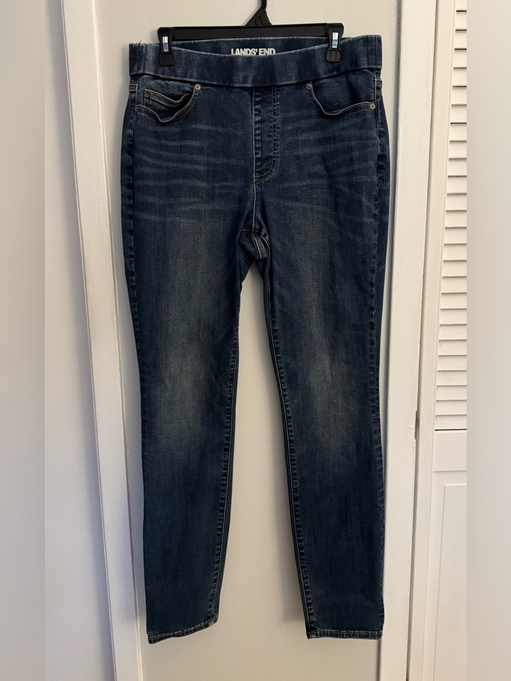 Lands’ End Women’s Size 12 Pull On Stretch Jeans Dark Wash Skinny Slim Denim